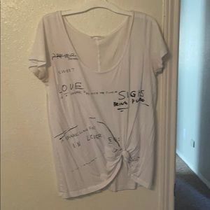 White scoop neck tee